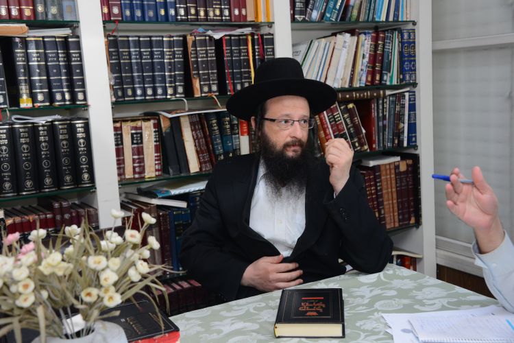 הקהל אז והיום | ראיון עם הרב שמעון ויצנהדלר